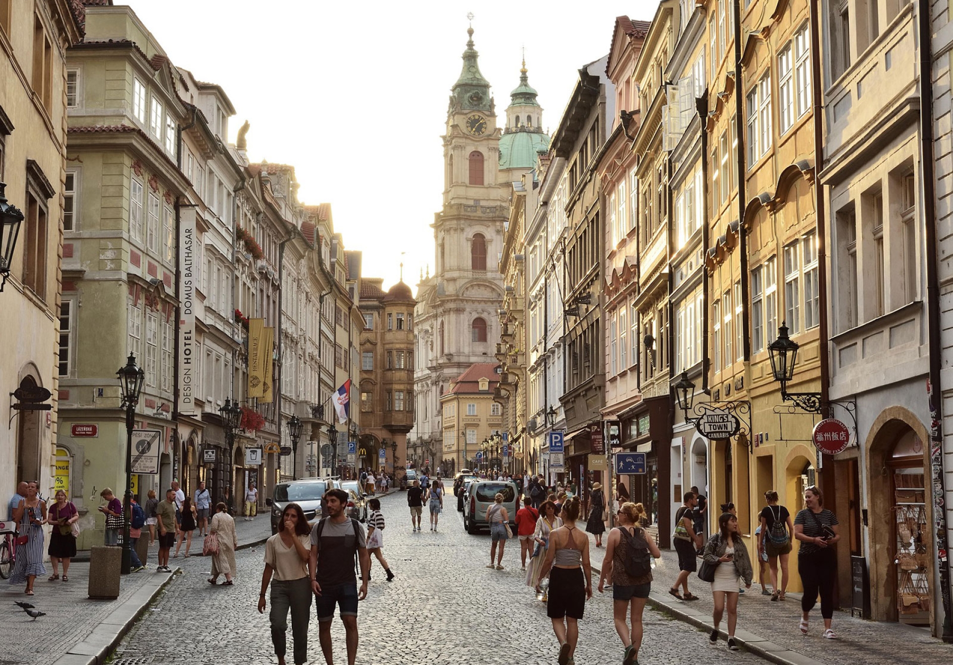 Do Pragi na weekend busem - foto: pixabay.com